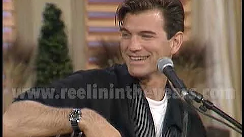 Chris Isaak • “Wicked Game”/Interview/“Somebody’s Crying” • 1995 [Reelin' In The Years Archive]