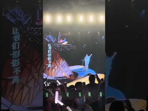 林憶蓮Sandy Lam - 至少還有你 深圳春繭體育場20251231