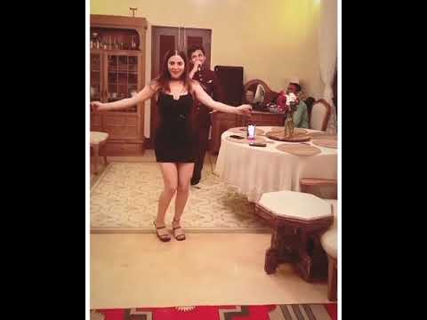 رقص بريتا شرادها اريا لاحتفال بعيد ميلادها