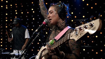 Dehd - Bad Love (Live on KEXP)