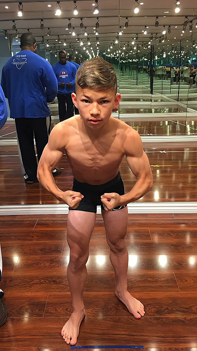 MY ENTIRE LIFE IN 1 MINUTE! || Tristyn Lee #shorts
