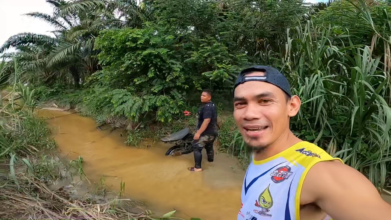 Kawasan larangan ⛔️ penceroboh boleh di dakwa 😅