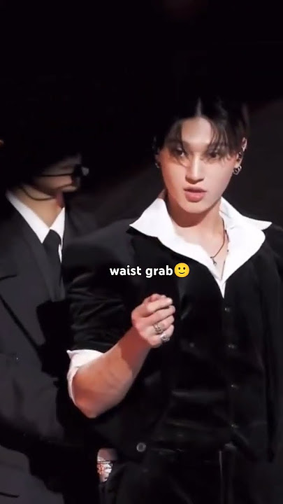 waist grab 🙂 #woosan #wooyoung #ateez #bl #kpop #woosanedit #choisan