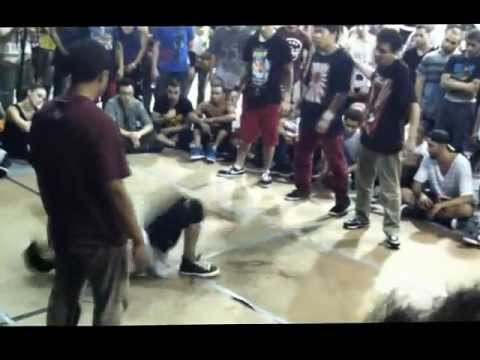 Bboy Massacre 9 2012 - Top 16 - Amida Vs unknown
