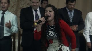 Video thumbnail of "Aida Espinola - lloro callado / en vivo 2018 HD"