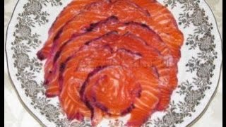 Малосольный лосось с черной смородиной Малосольный лосось с черной смородиной