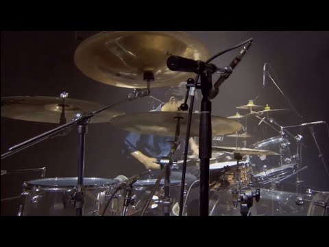 ミセス ゼンジン インフェルノ ダニキ氏によるドラム 