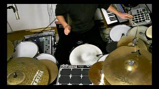 Jazz vs House drumming mixed