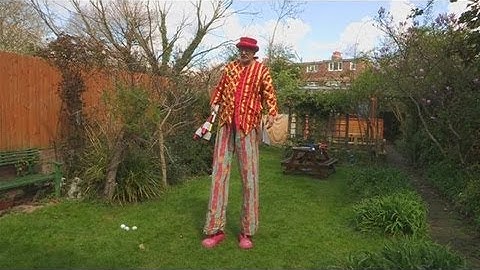 How To Stilt Walk