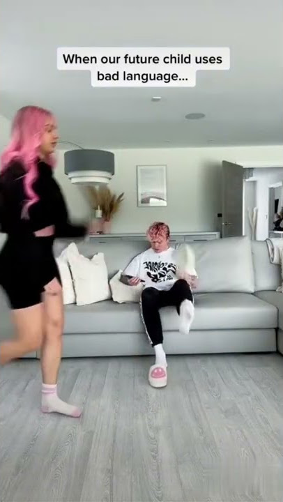 عيل قليل الادب 🤣🤣🤣🤣