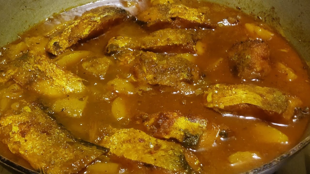 চেলা মাছের ঝোল । Chela Fish Curry Recipe. - YouTube