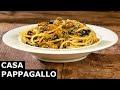 Spaghetti alla siciliana - pasta con la "muddica atturrata"