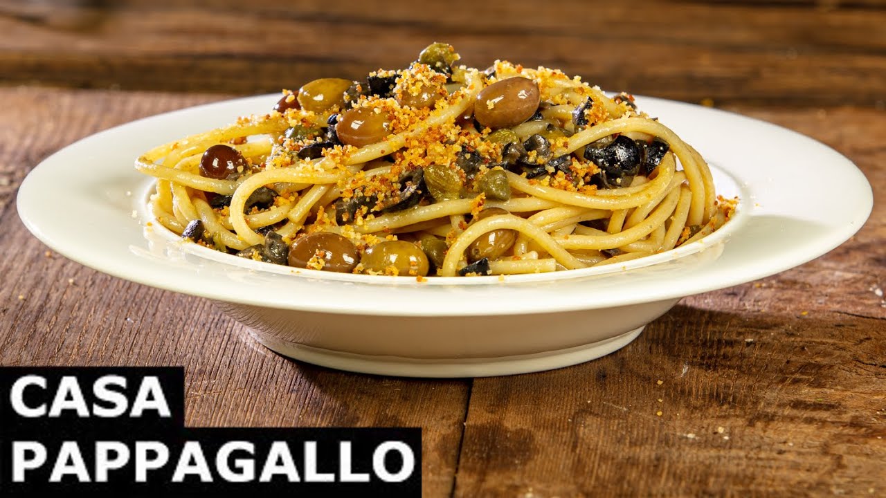 Spaghetti alla siciliana - pasta con la 