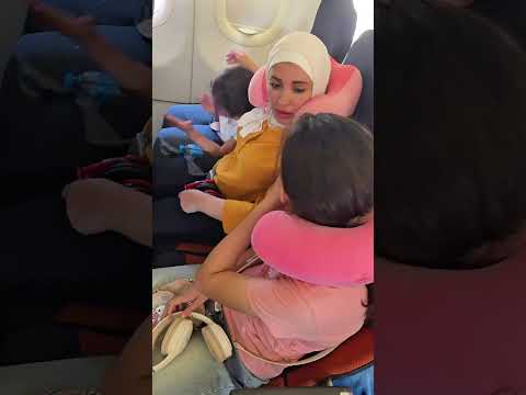 حمزه وسمر لما تحجز رحله رخيصه على طيران اقتصادي ضحك كوميديا عائلة زواج مشاهير حمزه سمر