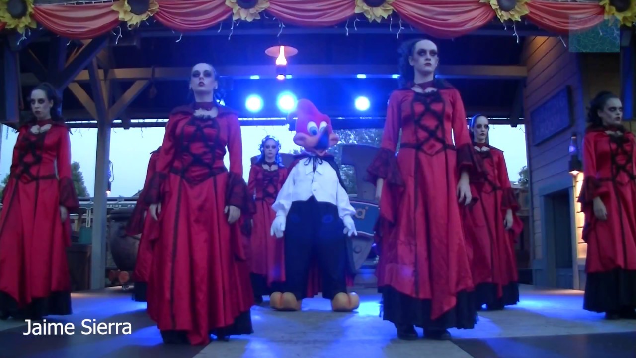 Halloween Dancers 2018 - PortAventura World