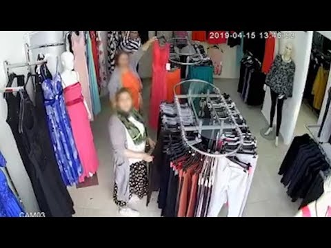 Αποκαλυπτικό βίντεο! «Μαδάνε» κατάστημα με ρούχα μπροστά στα μάτια του ιδιοκτήτη! ΒΙΝΤΕΟ
