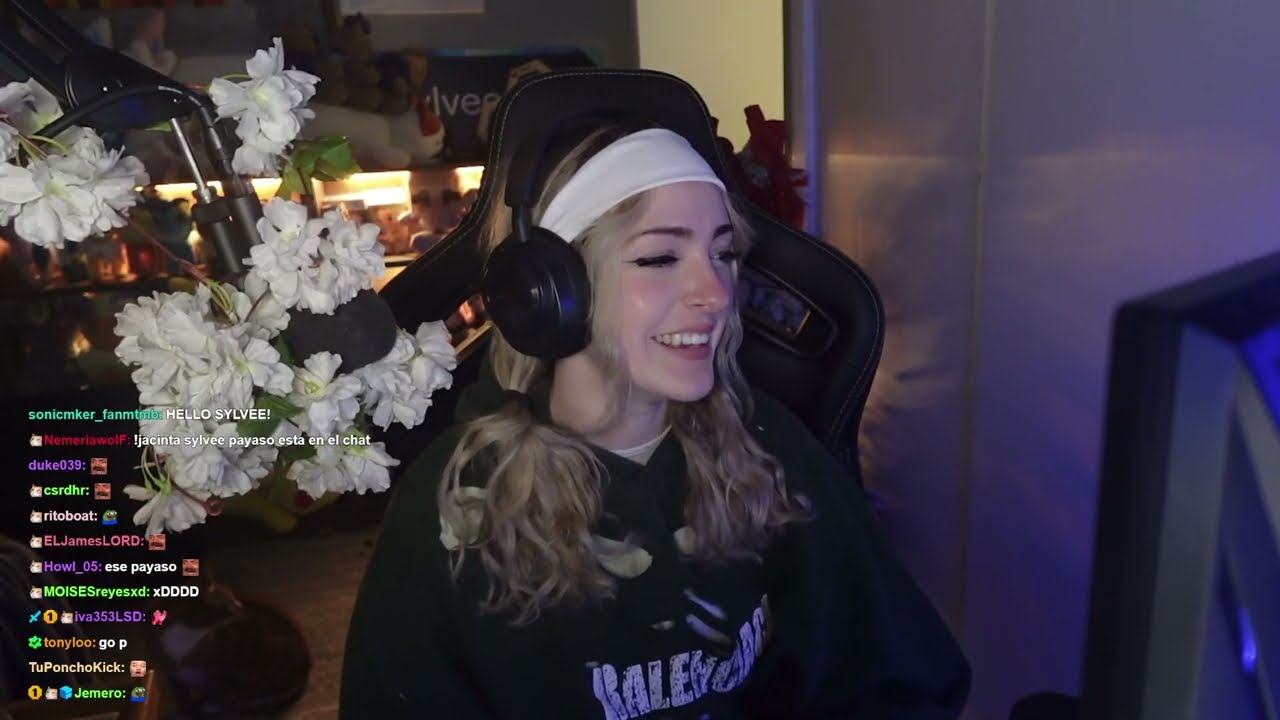 lil bit of cobblemon - left4DEAD!!!!!! (short stream) | 18/1/2026 | Sylvee VODS