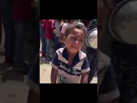 يريدوني بلا لحم بلا شحم بلا عظم به أقف الشاعر الفلسطيني عادل الرمادي غزة فلسطين