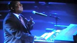 Moses Tyson, Jr. Pray For Me (Bobby Jones Gospel) 2011 chords