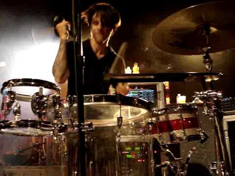 Angels&Airwaves Private Show - Atom Willard playin...