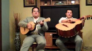Video thumbnail of "Cantantes del Mariachi Jalisco de Puerto Rico Interpretan "Amnesia""