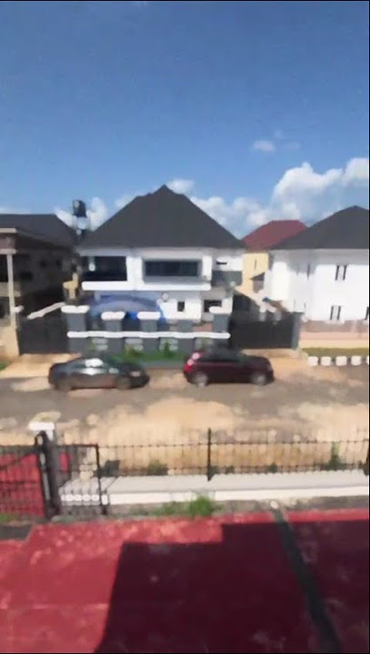 Inside a N125M ($82,000) 2 units of 4 bedroom duplex in Centenary Enugu