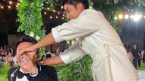 Clip: Jun Phạm xỉn đến mức leo lên ghế, ép Trấn Thành uống rượu