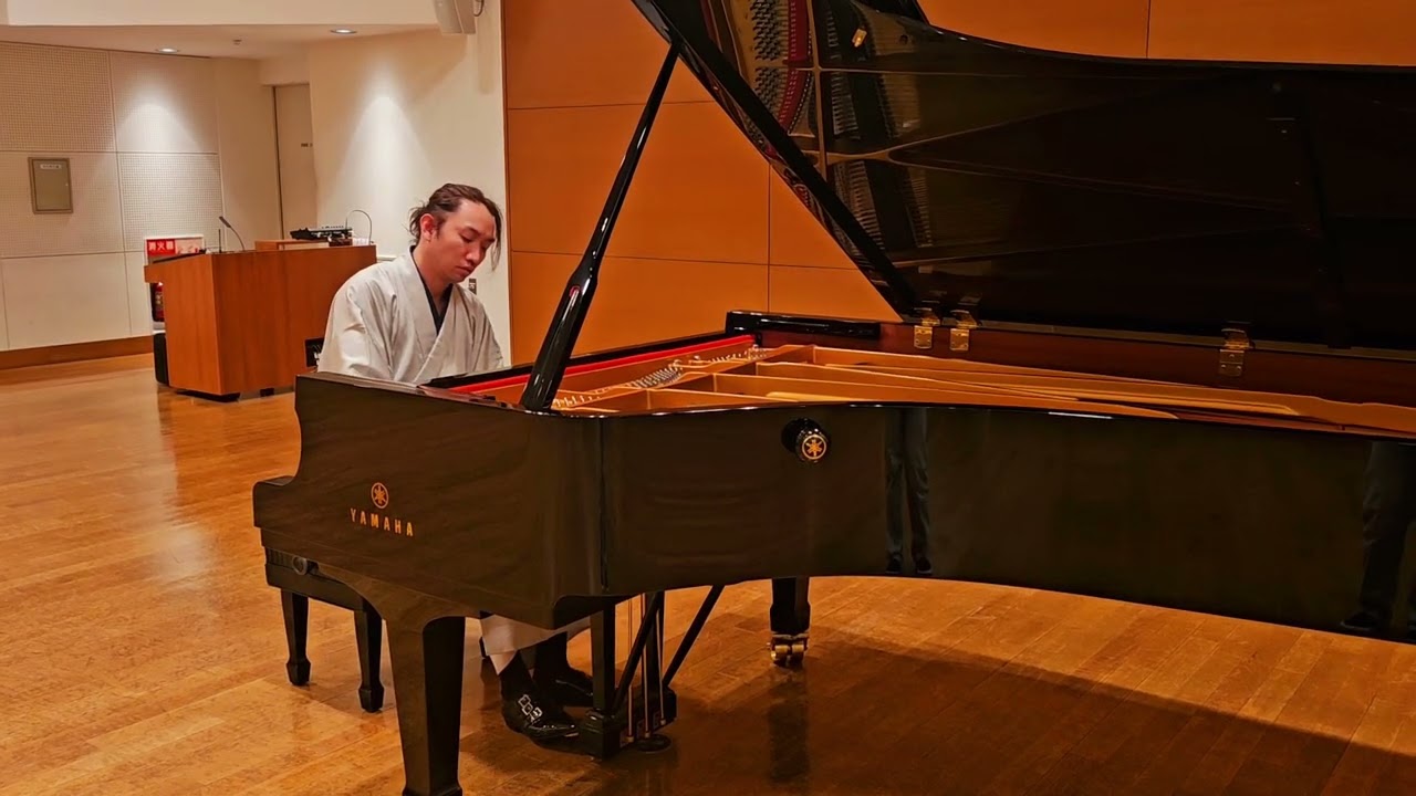 ドビュッシー:アルバムリーフ（負傷者の衣服のための小品 Debussy:Page