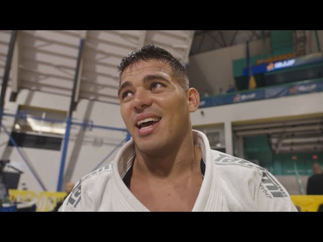 Mundial de Jiu-Jitsu 2023: Rayron Gracie fatura absoluto na faixa