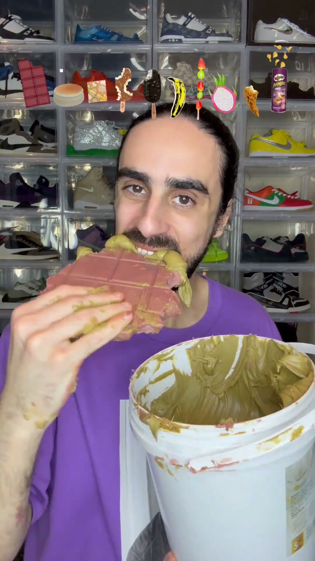 Food ASMR Eating World’s Biggest Dubai Chocolate ? #food #asmr #mukbang #foodasmr #eating