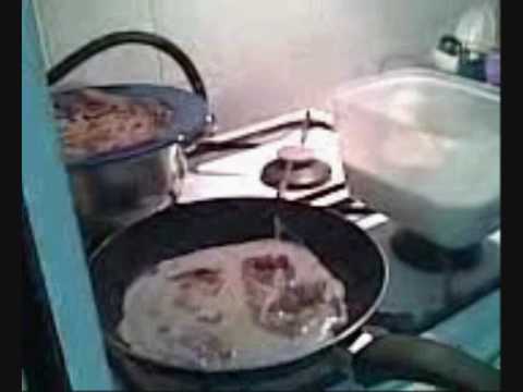 Video: Kook Heerlike Pannekoeke Met Kaas