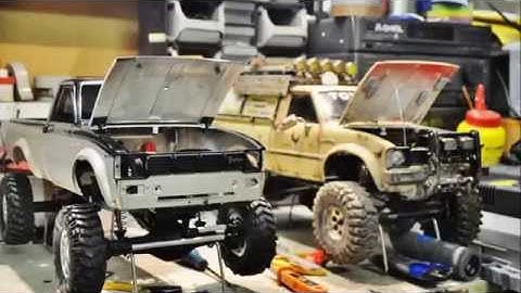 AXIAL SCX-10 TAMIYA TOYOTA HILIFT build of