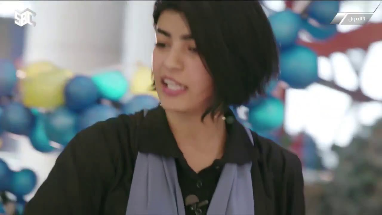 تحدي جديد بين الفريقين وهو صناعة مجسم داخل مركز غرناطة من خلال مجموعة من 