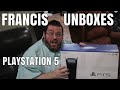 Francis Unboxing a Ps5