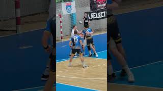 "Uhvati mu ruku" | Vanja Nikolić #rukomet #handball