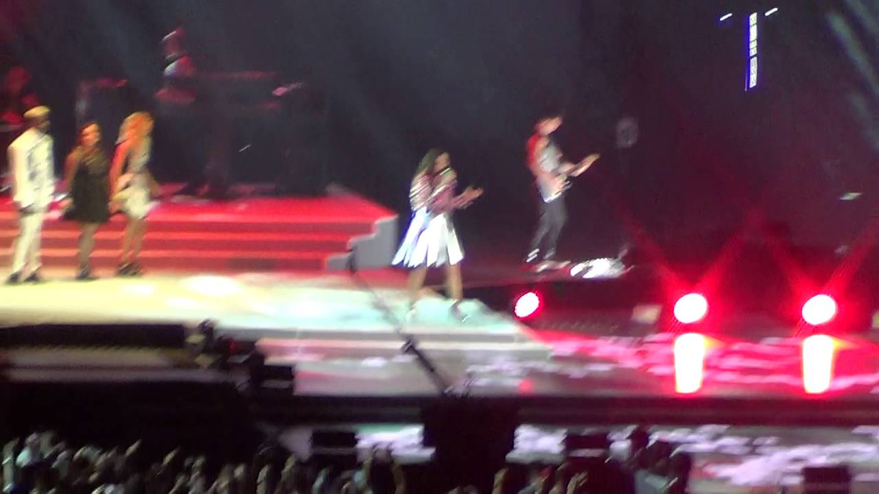 Laura Pausini ***Il Nostro Amore Quotidiano*** 11 Giugno 2016 Stadio Olimpico Di Roma YouTube Laura Pausini ***Il Nostro Amore Quotidiano*** 11 Giugno 2016 Stadio Olimpico Di Roma YouTube