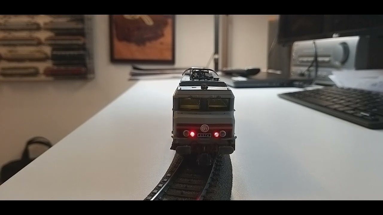 Locomotive Roco CC6574 - Échelle HO ? Alimentation CC - Neuve