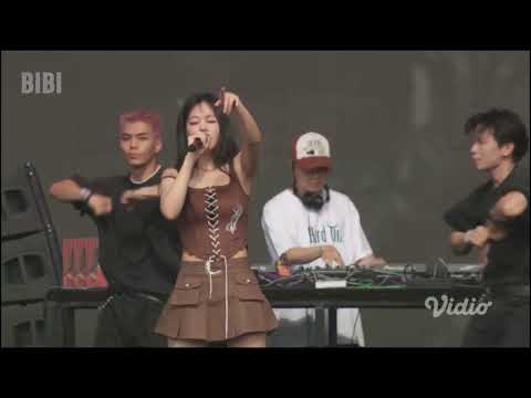 비비 BIBI 철학보다 무서운건 비비의 총알 Blade Live Perform In Head In The Clouds Jakarta 2022