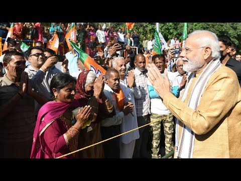 Visuals from PM Modi's welcome in Una & flagging off Vande Bharat Express