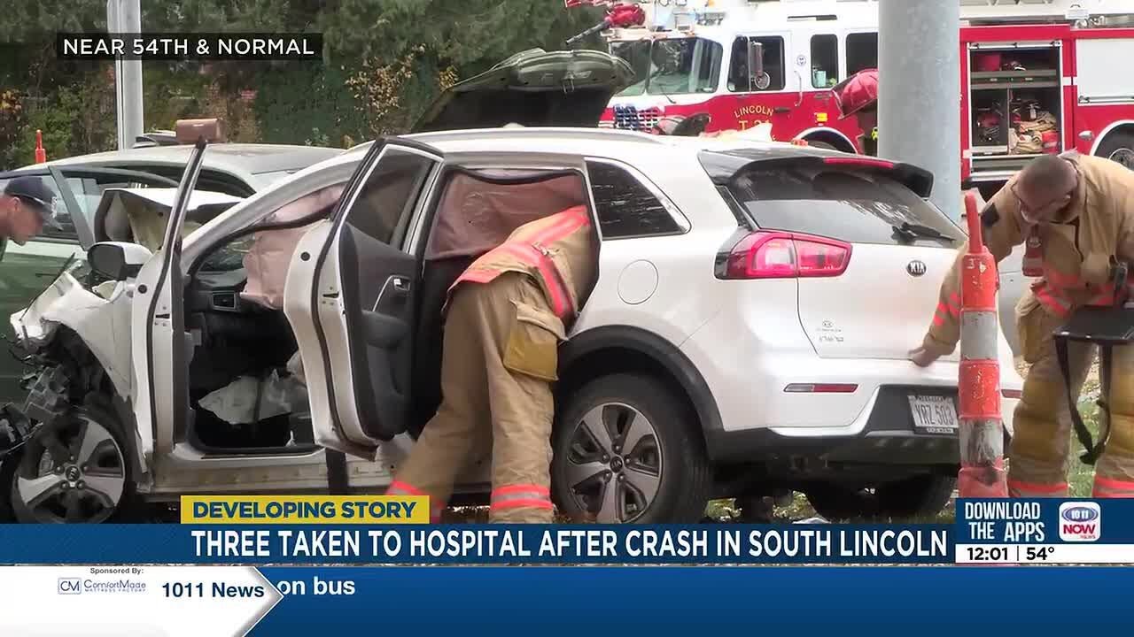 Three taken to hospital after crash in southeast Lincoln - YouTube