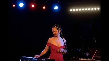 A small trick on BOSS RC 505 that will instantly level up your live looping