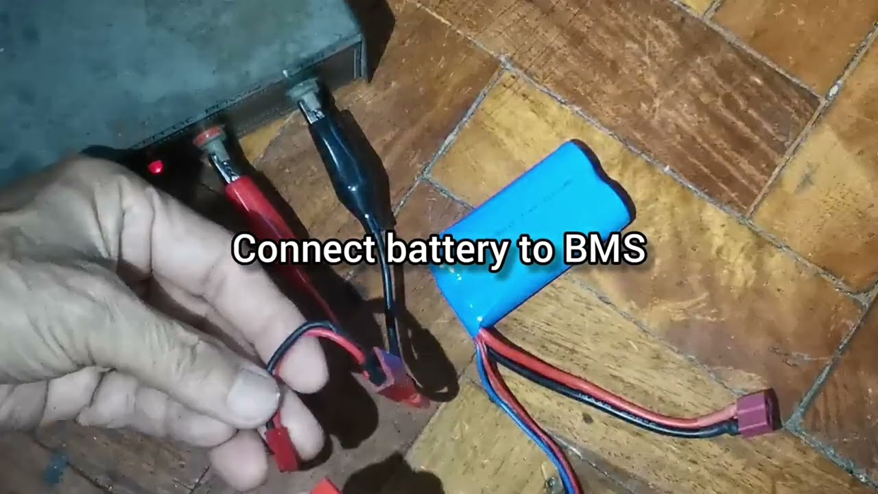 A cheap battery charger for 7.4v 2s battery pack!