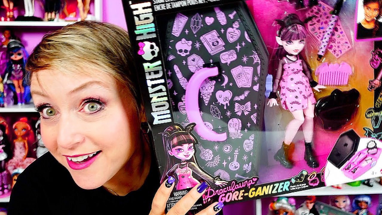 Monster High Draculaura Gore-ganizer Playset