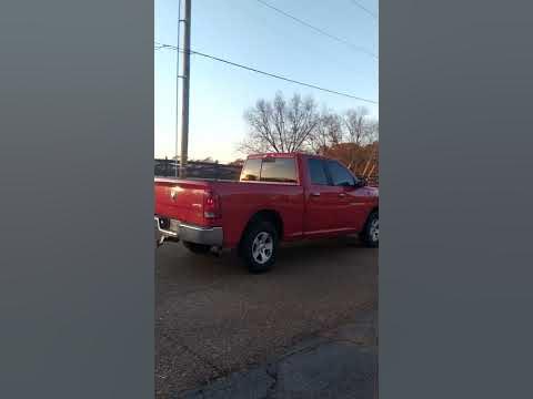 2015 Ram 1500 5.7 Liter Hemi V8 Pass By - YouTube