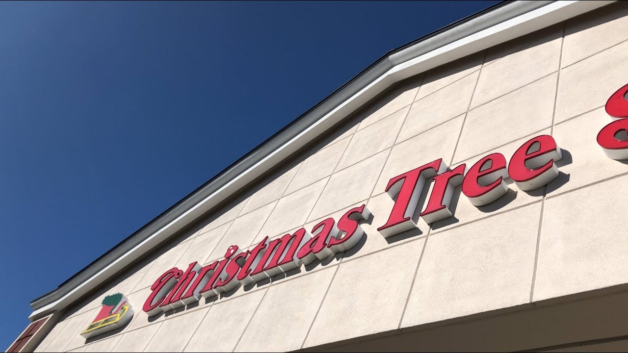 Store CLOSED!Store Tour of The Christmas Tree Shops and That! in