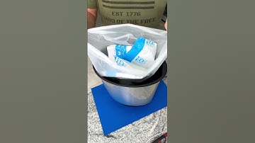 Fast and Easy way to change your trash bags