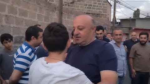Artur Sargsyan said goodbye to his son and citizens at the Investigative Committee