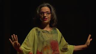 Há Beleza no Luto | Camila Goytacaz | TEDxSaoPaulo