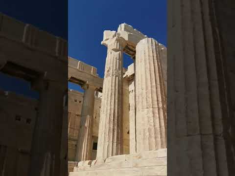 Propylaea And Temple Of Athena Nike Acropolis Athens Greece アテネ アクロポリスの門 プロピュライアとアテーナー ニーケー神殿 Youtube