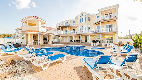 2300-2304 Sandfiddler Rd, Virginia Beach, VA 23456